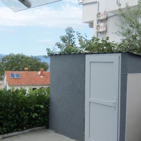 Luxury Spa Apartment Luna Njivice Exterior photo