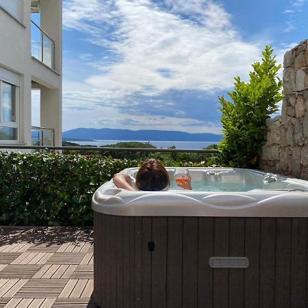 Luxury Spa Apartment Luna Njivice Exterior photo